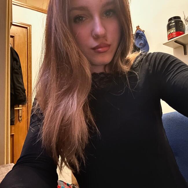 Babysitter a Modena: Angela