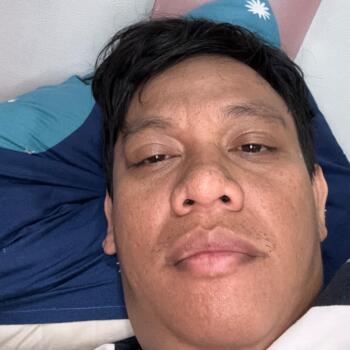 Lowongan pekerjaan babysitting di Jakarta: lowongan pekerjaan babysitter Frengki