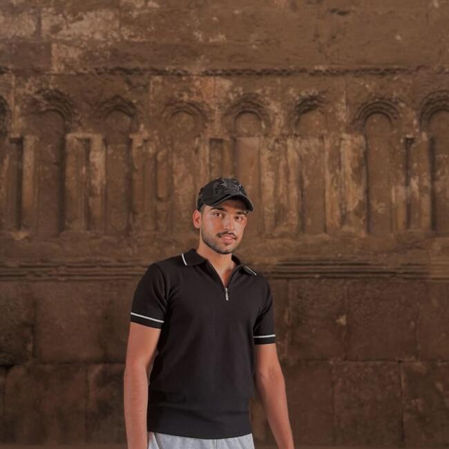 Babysitter in Cairo: Mohamed