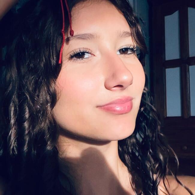 Niñera en Zárate: Jade