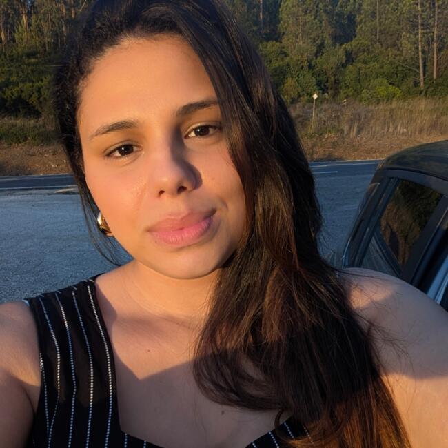 Babysitter in Fátima: Nathalia Cordeiro