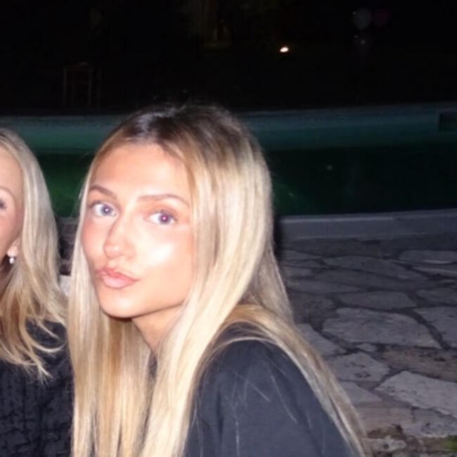 Babysitter in La Valette-du-Var: Nina