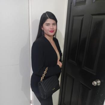 Babysitter Tijuana: Yamileth