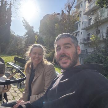 Δουλειά για babysitter στην περιοχή Αθήνα: δουλειά φύλαξης παιδιών Panagiotis