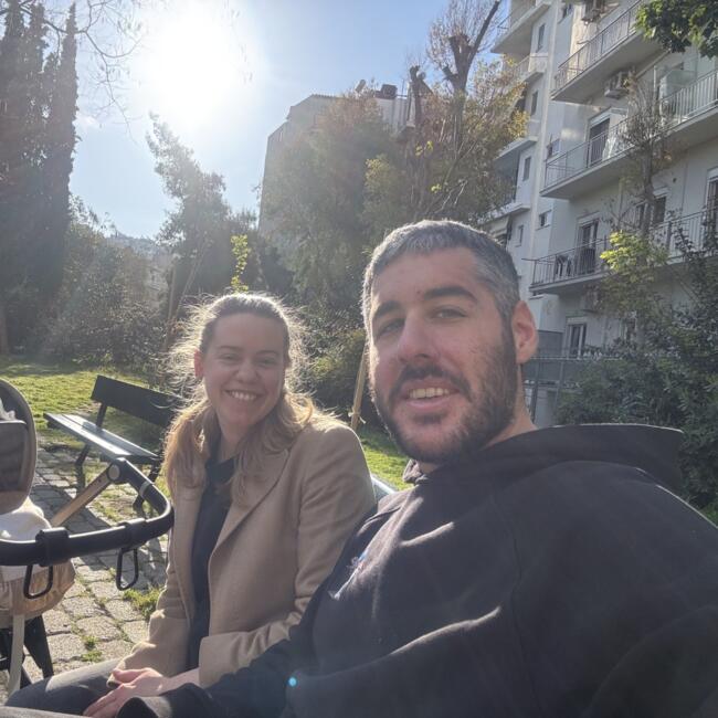 Δουλειά για babysitter στην περιοχή Αθήνα: Panagiotis