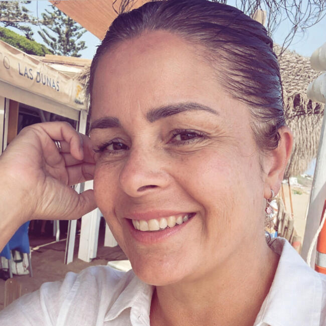 Babysitter in San Isidro: Nora