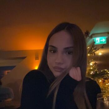 Babysitter in Muttenz: Enia