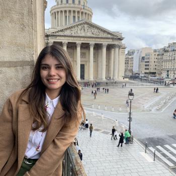 Baby-sitter in Neuilly-sur-Seine: Laura