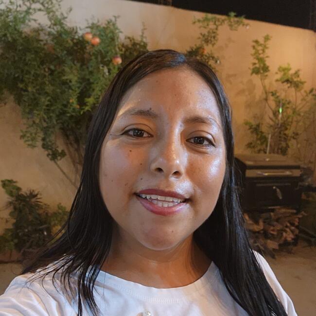 Babysitter in Cabo San Lucas: Yaneli