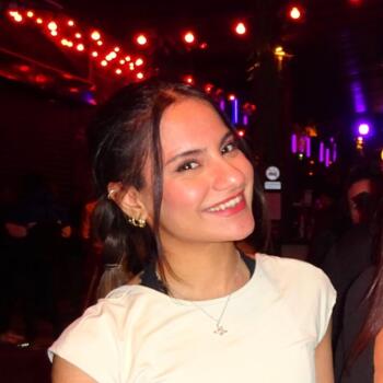 Babysitter in Morden: Neha