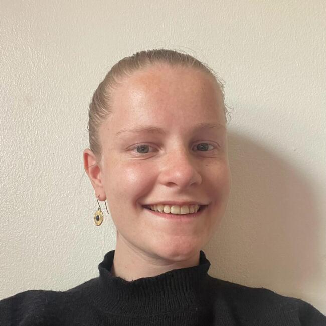 Babysitter in Lyon: Philippine