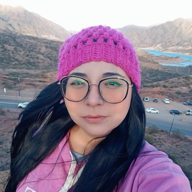 Babysitter in Mendoza: Romina
