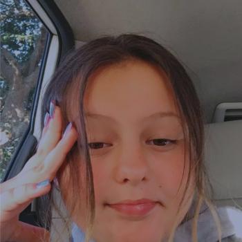 Babysitter Port Saint Lucie: Destini