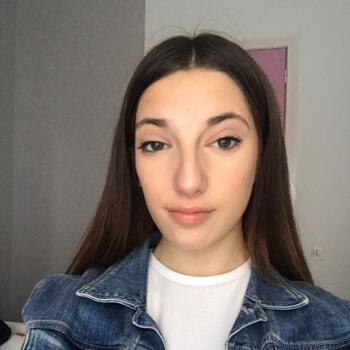 Babysitter in Vilanova i la Geltrú: Xiomara