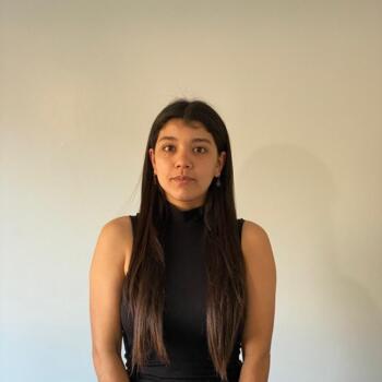 Niñera Pilar: Candela Trinidad