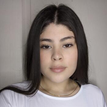 Babysitter in Almirante Brown: Abril