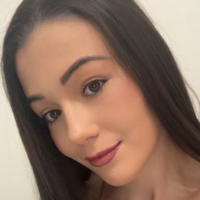 Job de garde d'enfants à Carcassonne: Leila