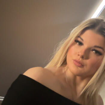 Babysitter in Drouin: Tayla