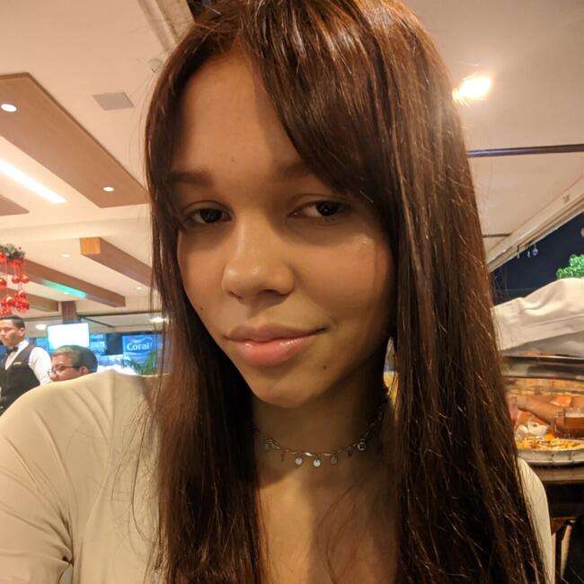 Babysitter in Brasília: Paloma tabta