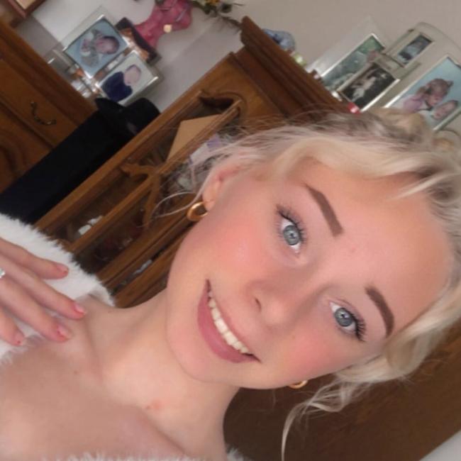 Babysitter in Boulogne-sur-Mer: Deborah