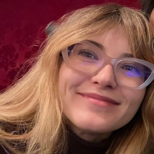 Δουλειά για babysitter στην περιοχή Παρίσι: Samanta