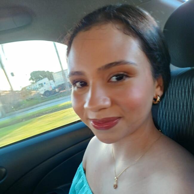 Babysitter in Vitória: Kesia