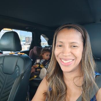 Childminder job in Guatemala City: babysitting job Elisa