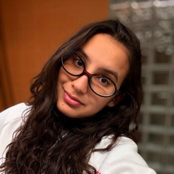 Babysitter in Auderghem: Estefane