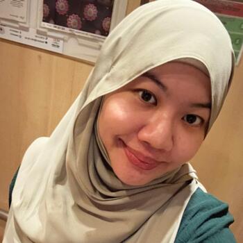 Babysitting job in Singapore Island: babysitting job Farah