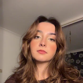 Babysitting job in Croydon: babysitting job Miral