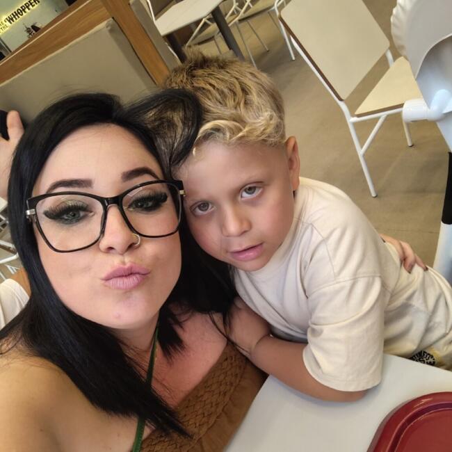 Emprego de babá em Santa Bárbara d'Oeste: Layzela