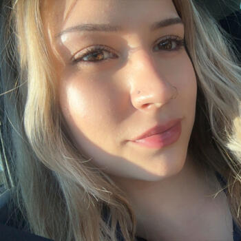 Babysitter in Gold Coast: Nova