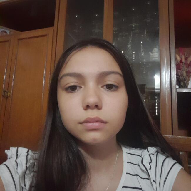 Babysitter in Santa Fe: Pilar