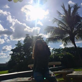Babysitter Miami: Tori