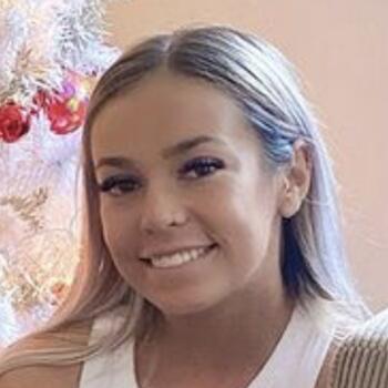 Babysitters in Sydney: Renee