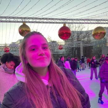 Babysitter Montévrain: Emilie