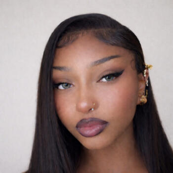 Babysitter Étréchy: Peinda