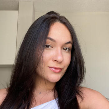 Babysitter Biguaçu: Nicolli