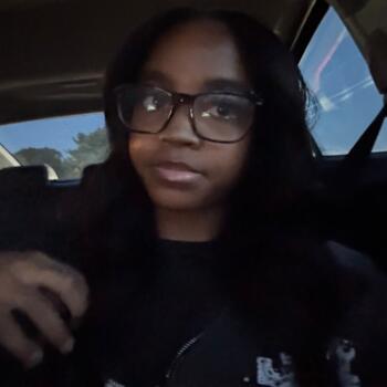 Babysitter in Woodbridge (Virginia): Nia