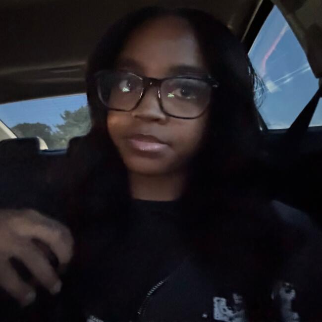 Babysitter in Woodbridge (Virginia): Nia