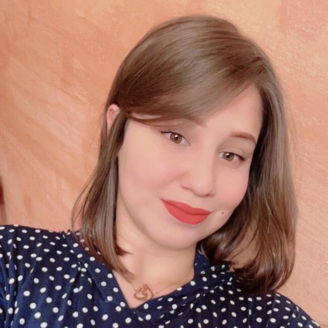 Babysitter in Argenteuil: Dina