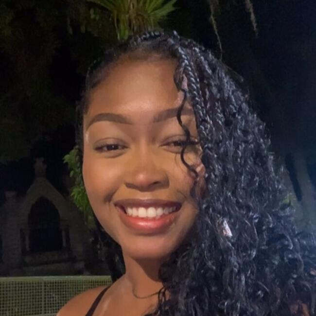 Babá em Belford Roxo: Hérika
