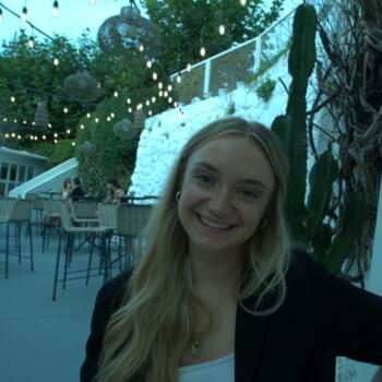 Canguro en Oviedo: Inés