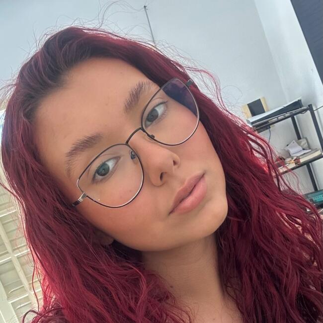 Babysitter in Criciúma: Loren