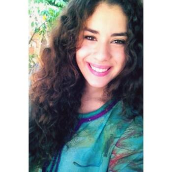 Babysitter in Lille: Hajar