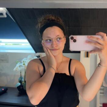 Babysitter in Fay-de-Bretagne: Anaïs