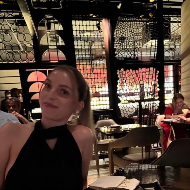 Babysitter in Wien: Lili Elenor