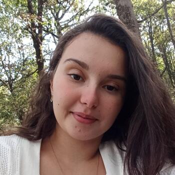 Babysitter Chalon-sur-Saône: Kenza