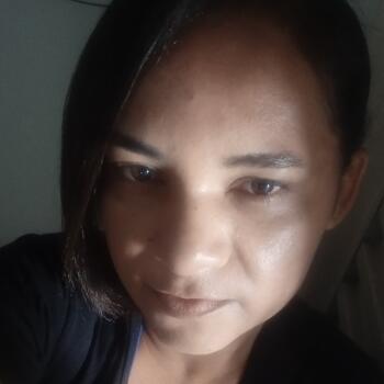 Babá em Barreiras: Josiane