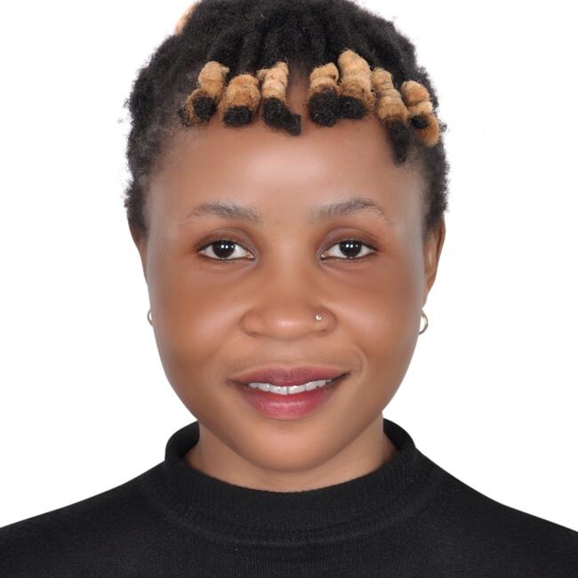 Babysitter in Sharjah city: Annie